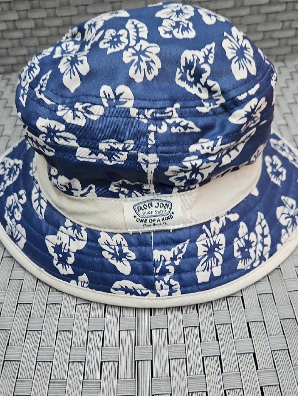 NWOT Ron Jon Surf Shop Navy Blue Cream  Floral 100% Cotton Unisex Bucket Hat